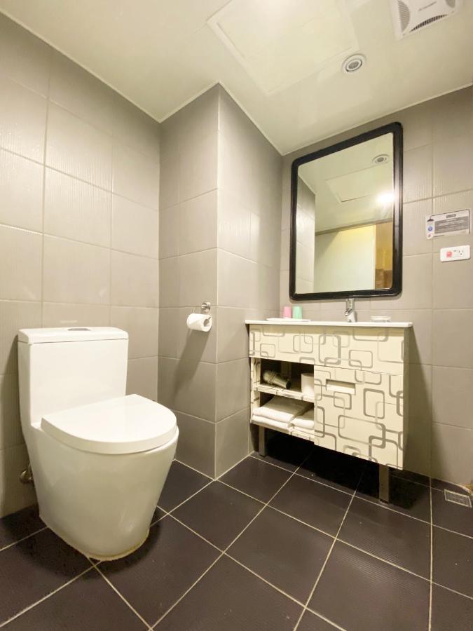 Taichung Old F Hotel Экстерьер фото